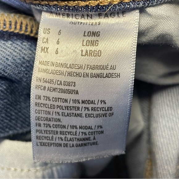 American Eagle Mom Jeans Womens 6 LONG High Rise Stretch Blue Denim Distressed - Picture 10 of 10